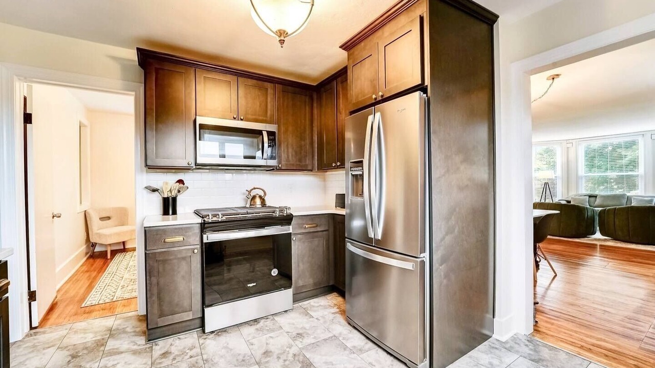 Photo of Kitchen in Front Park