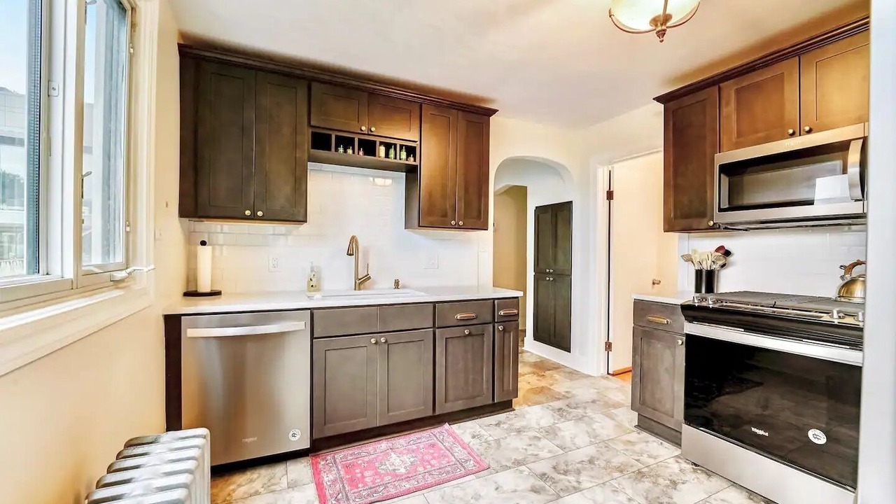 Photo of Kitchen in Front Park