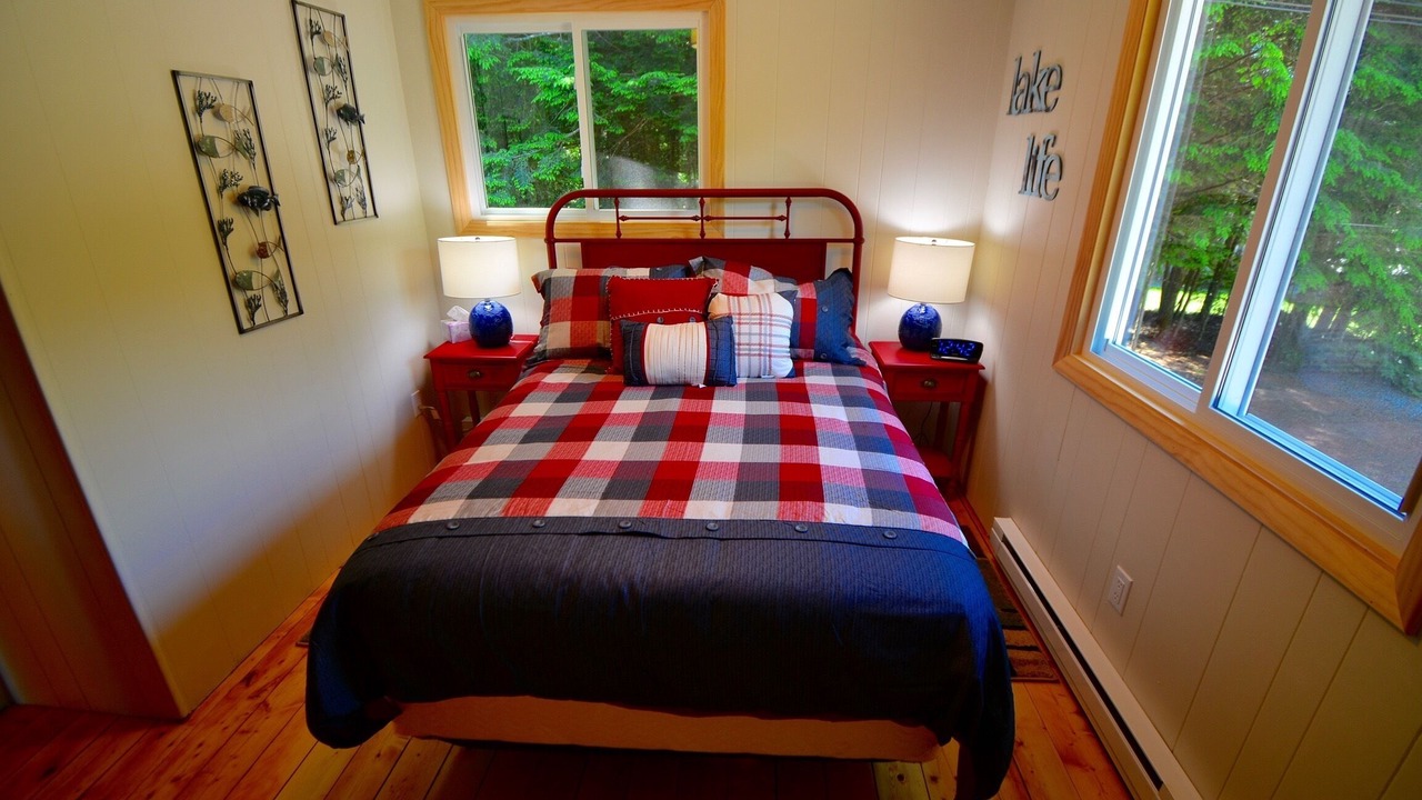 Photo of Bedroom in Meredith