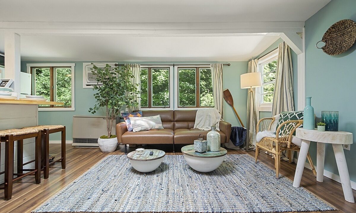 Photo of Livingroom in Gilmanton
