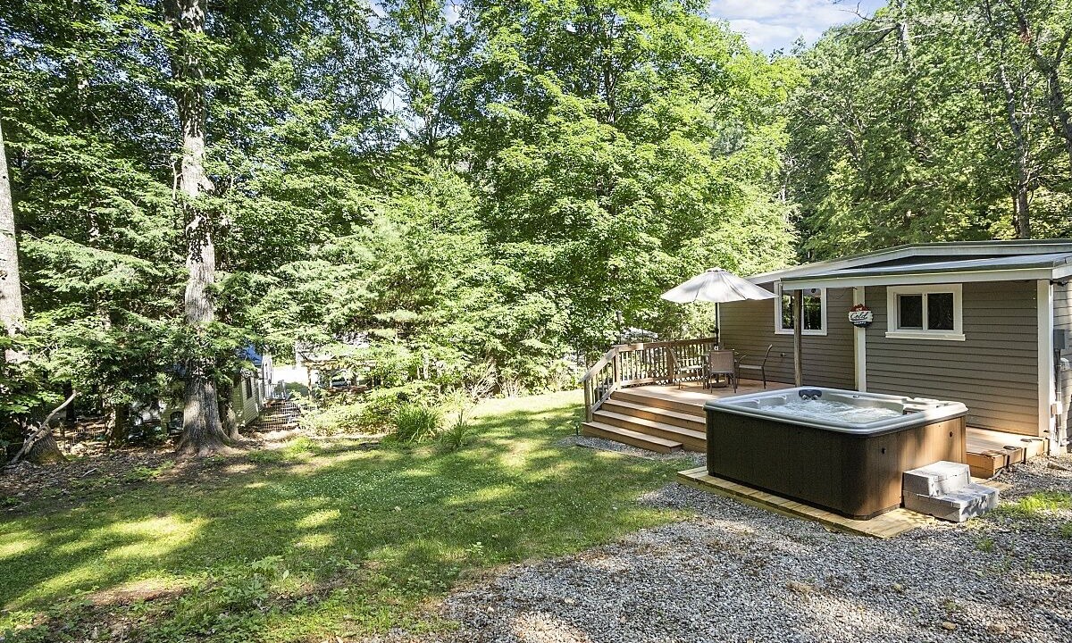 Photo of Patio Balcony in Gilmanton