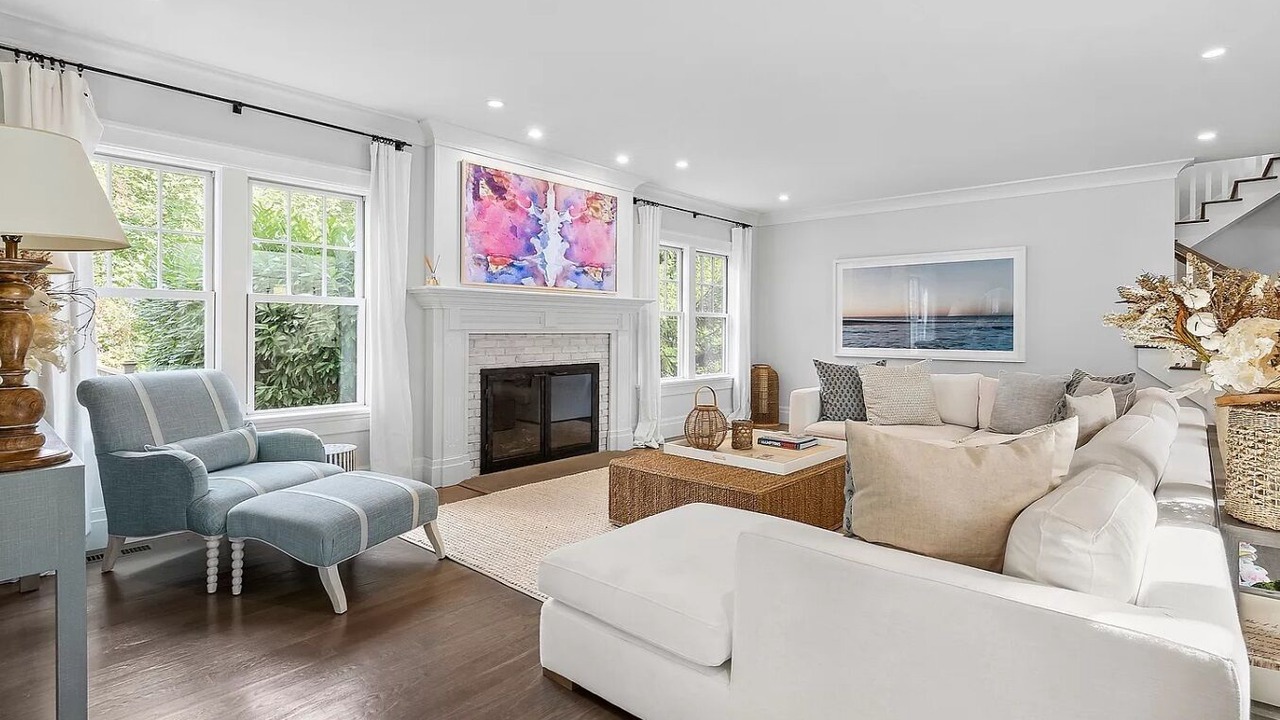 Photo of Livingroom in Water Mill