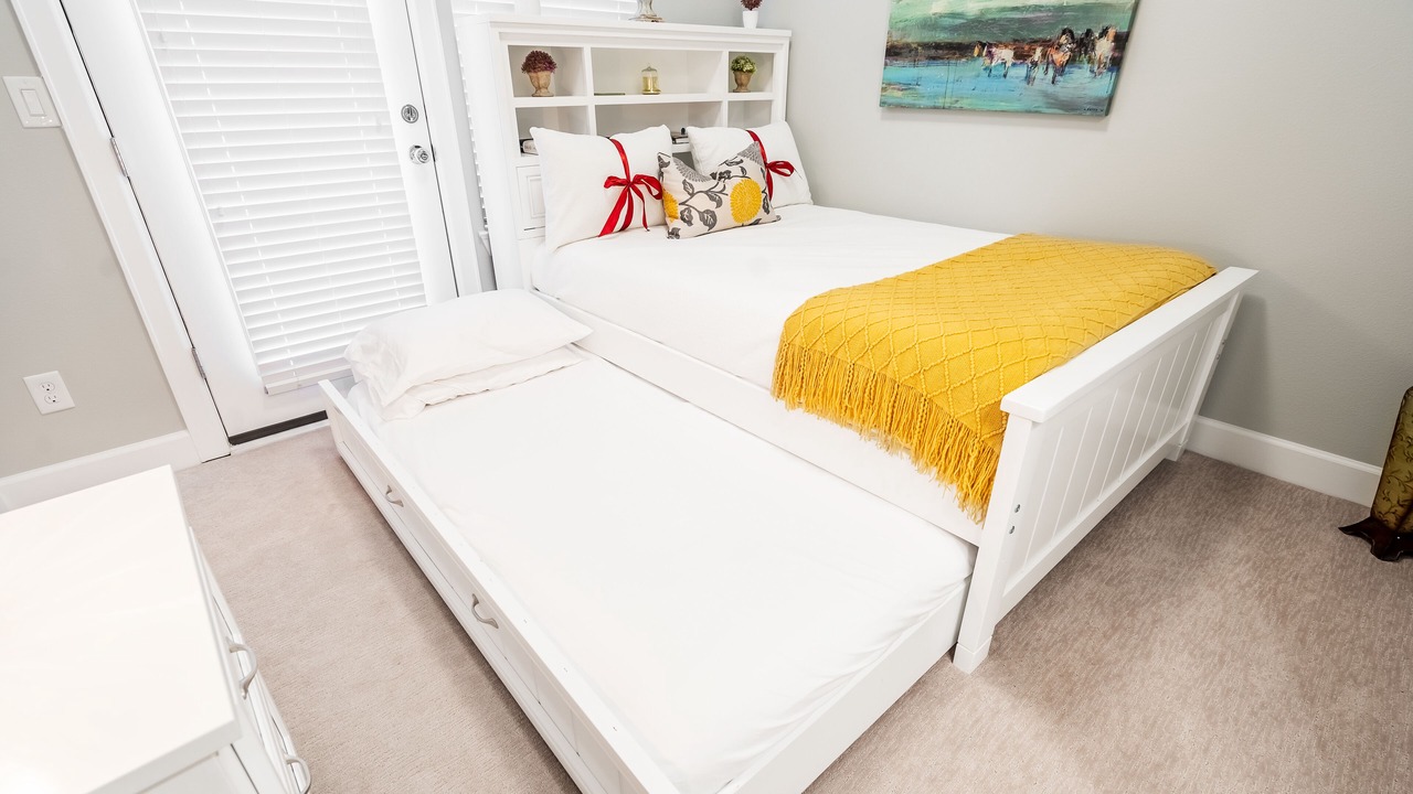 Photo of Bedroom in Astrodome