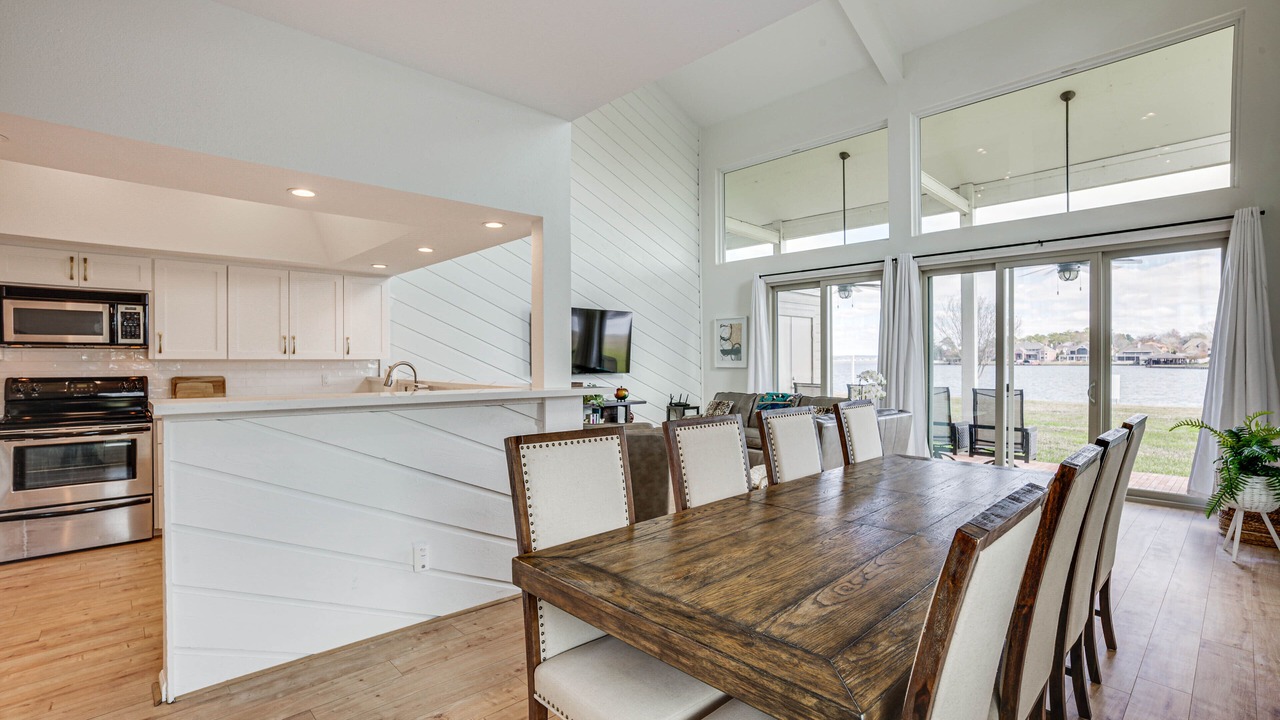 Photo of Kitchen in April Sound