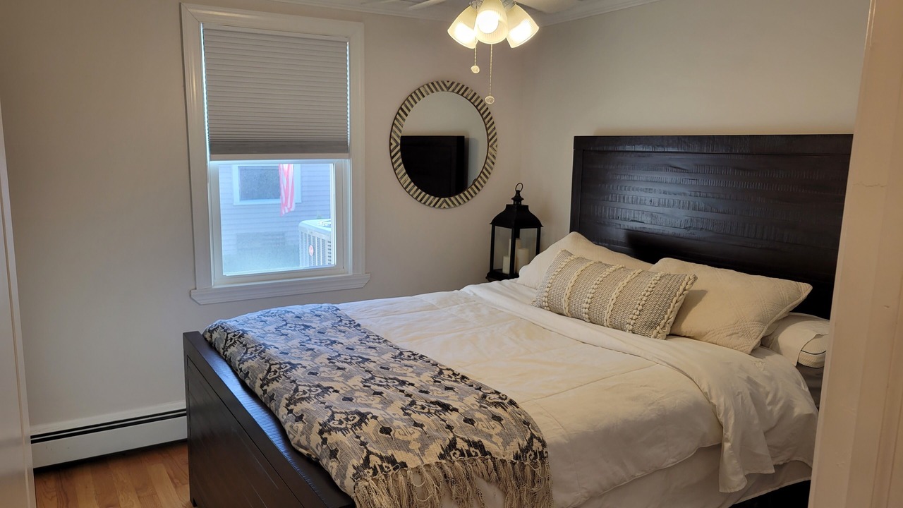 Photo of Bedroom in Bayville