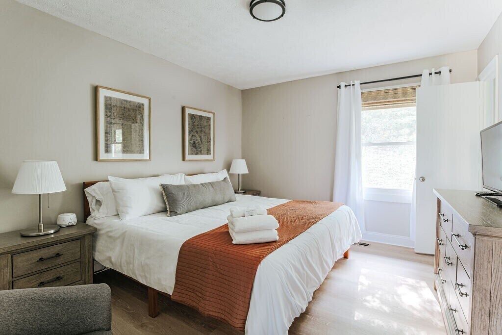 Photo of Bedroom in Faber