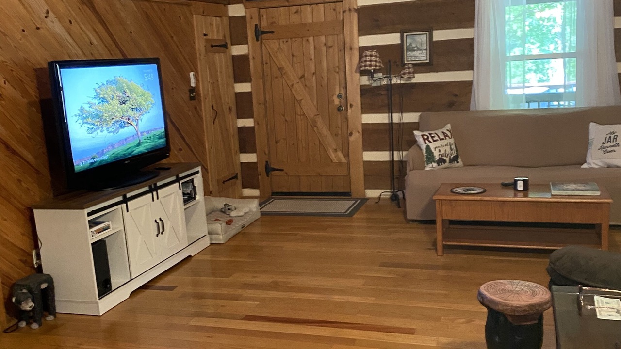 Photo of Livingroom in Fishers Hill