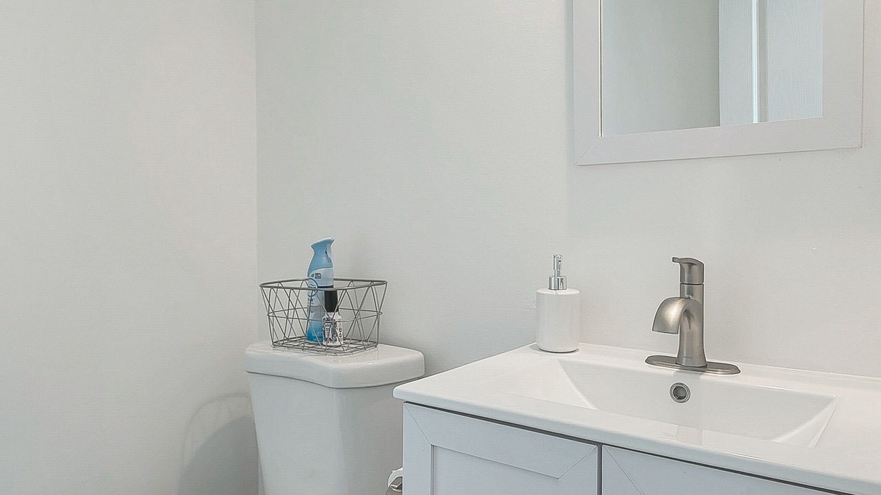Photo of Bathroom in North Camellia Acres