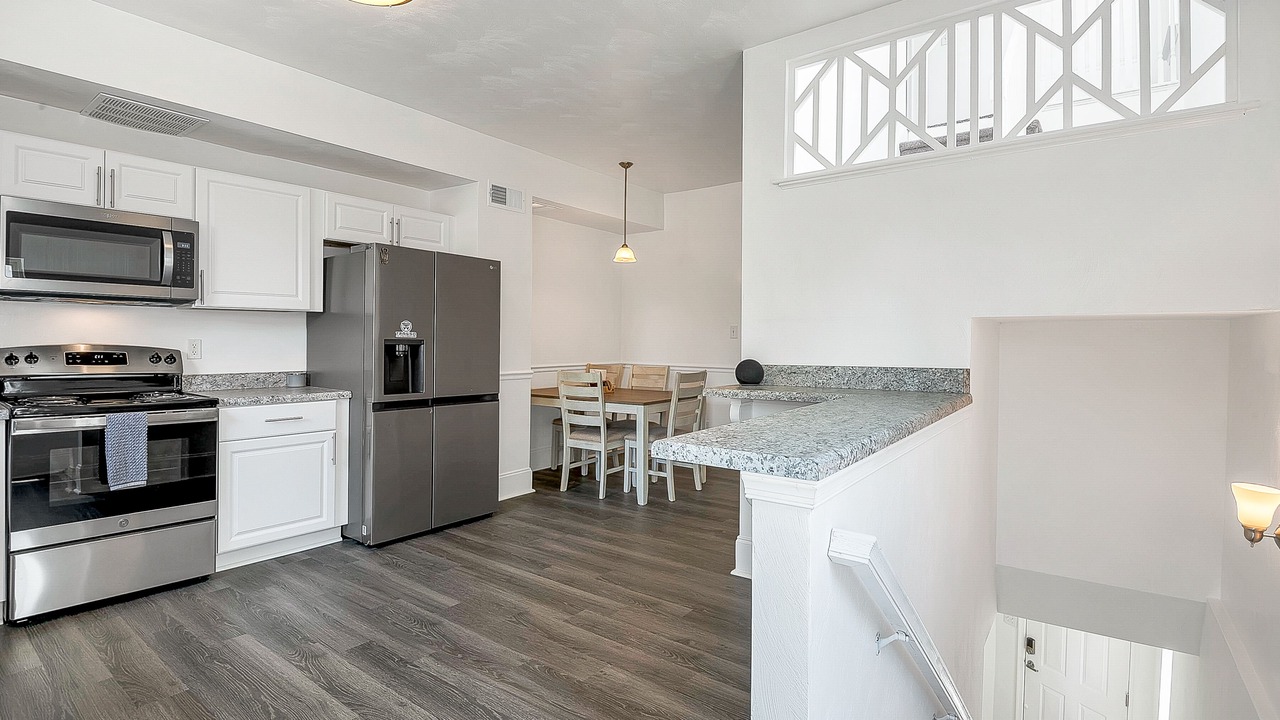 Photo of Kitchen in North Camellia Acres