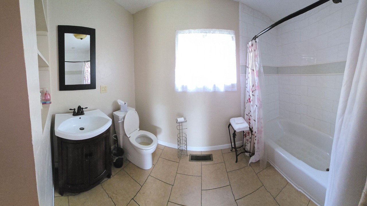 Photo of Bathroom in Summerlee