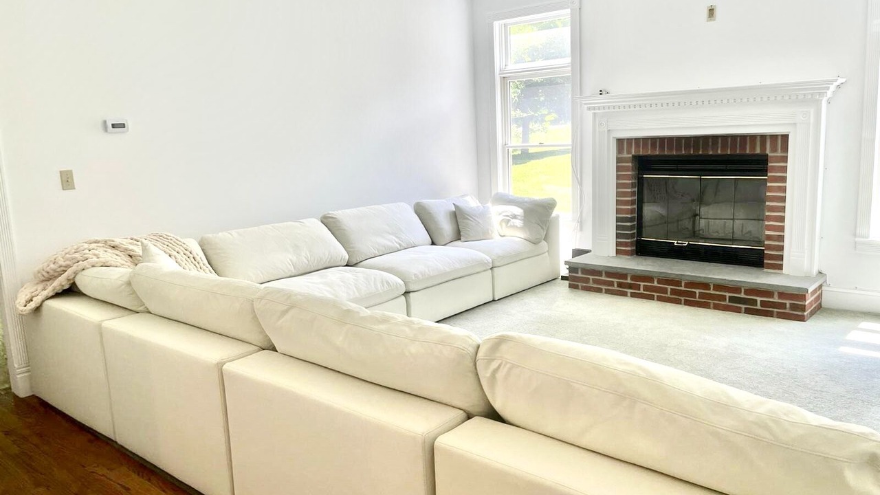 Photo of Livingroom in New Paltz