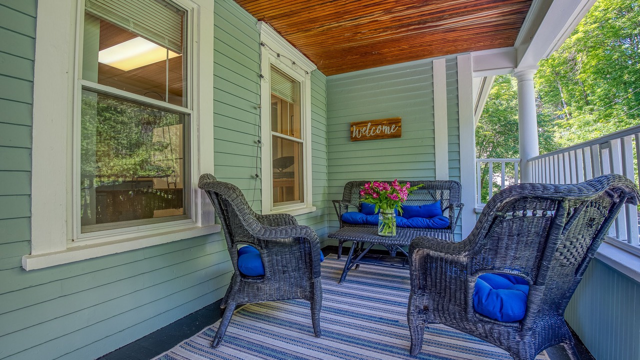 Photo of Patio Balcony in St. Johnsbury Center