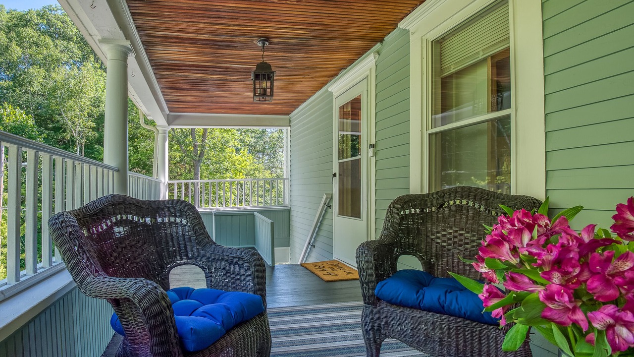 Photo of Patio Balcony in St. Johnsbury Center
