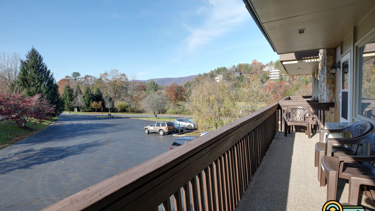 Photo of Patio Balcony in Mount Jackson