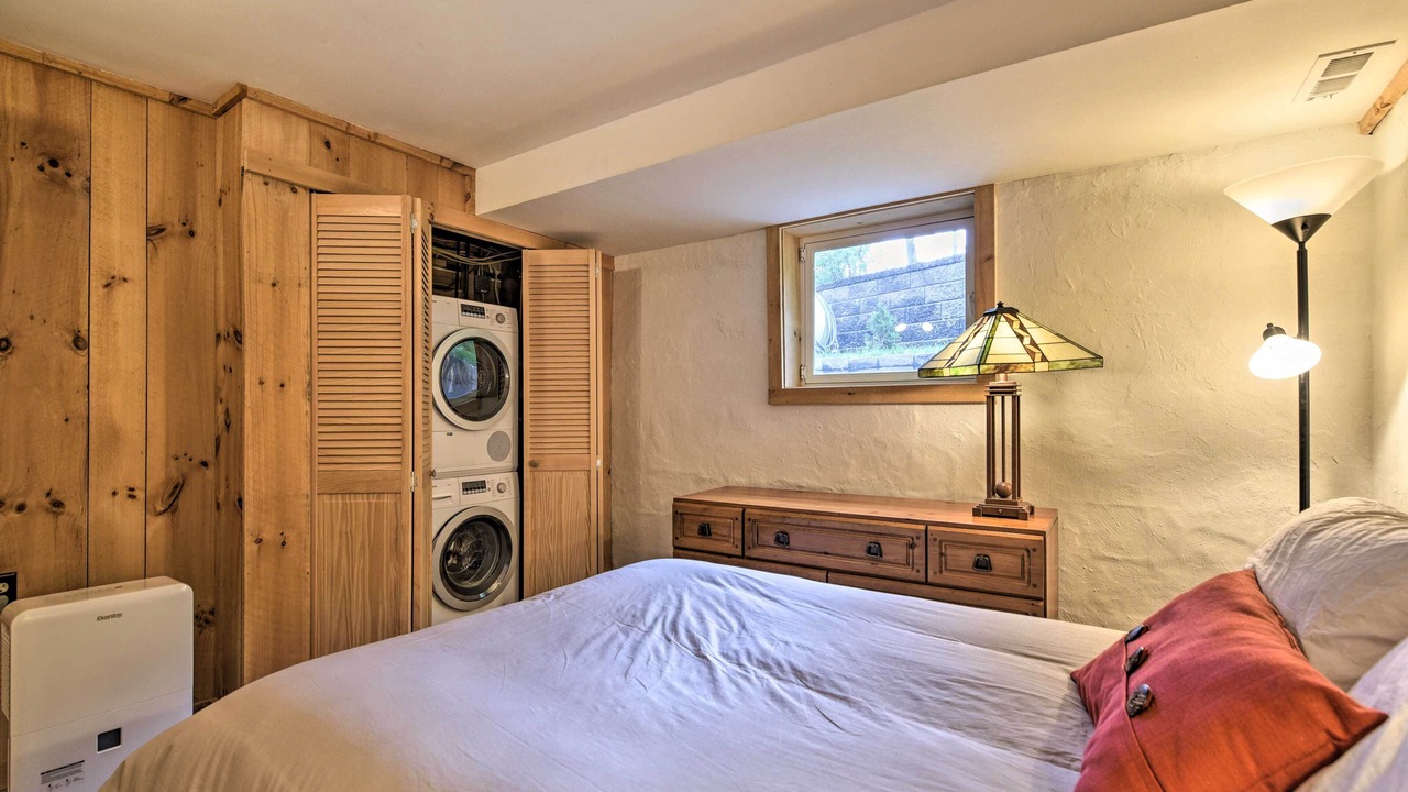 Photo of Bedroom in Warren