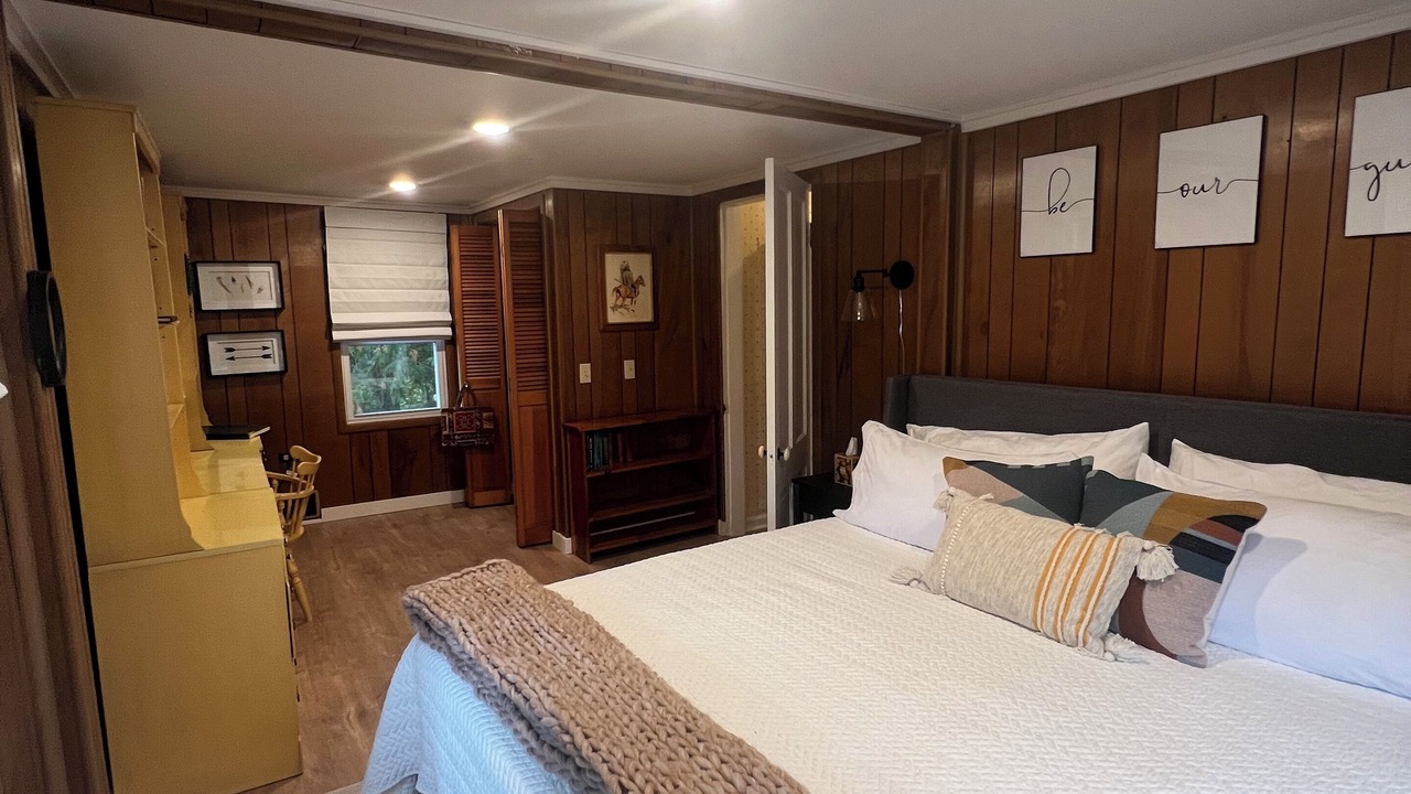 Photo of Bedroom in Burdett
