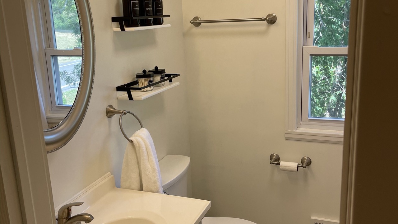 Photo of Bathroom in Burdett
