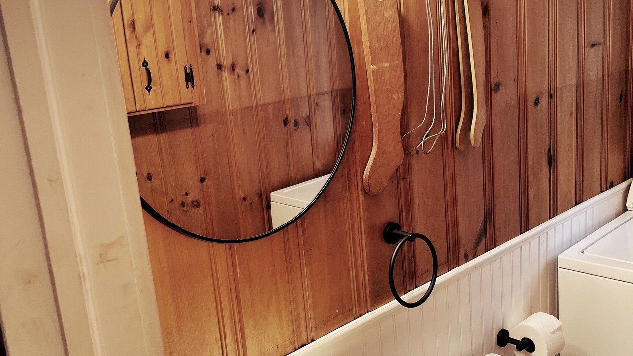 Photo of Bathroom in Burdett