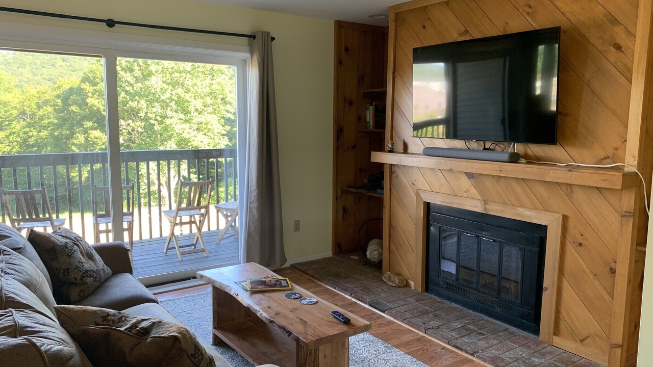 Photo of Livingroom in Bolton Valley