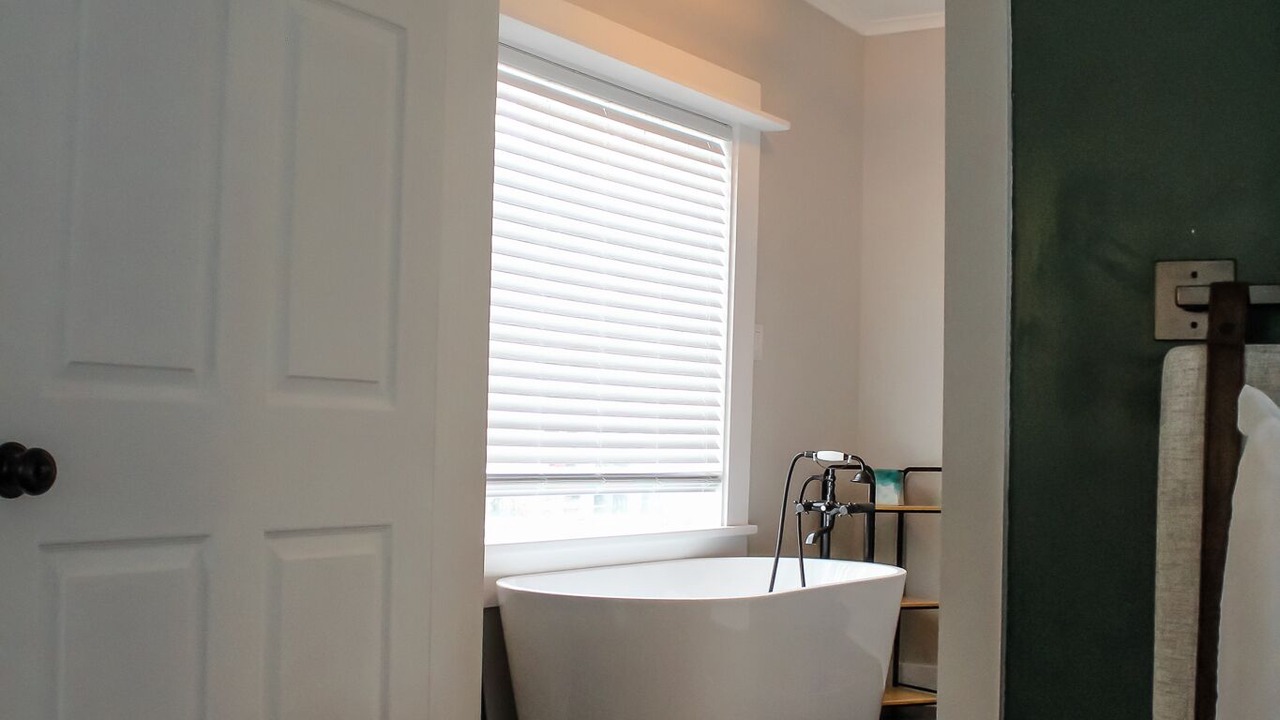 Photo of Bedroom in Albion