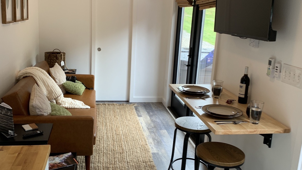 Photo of Livingroom in McArthur