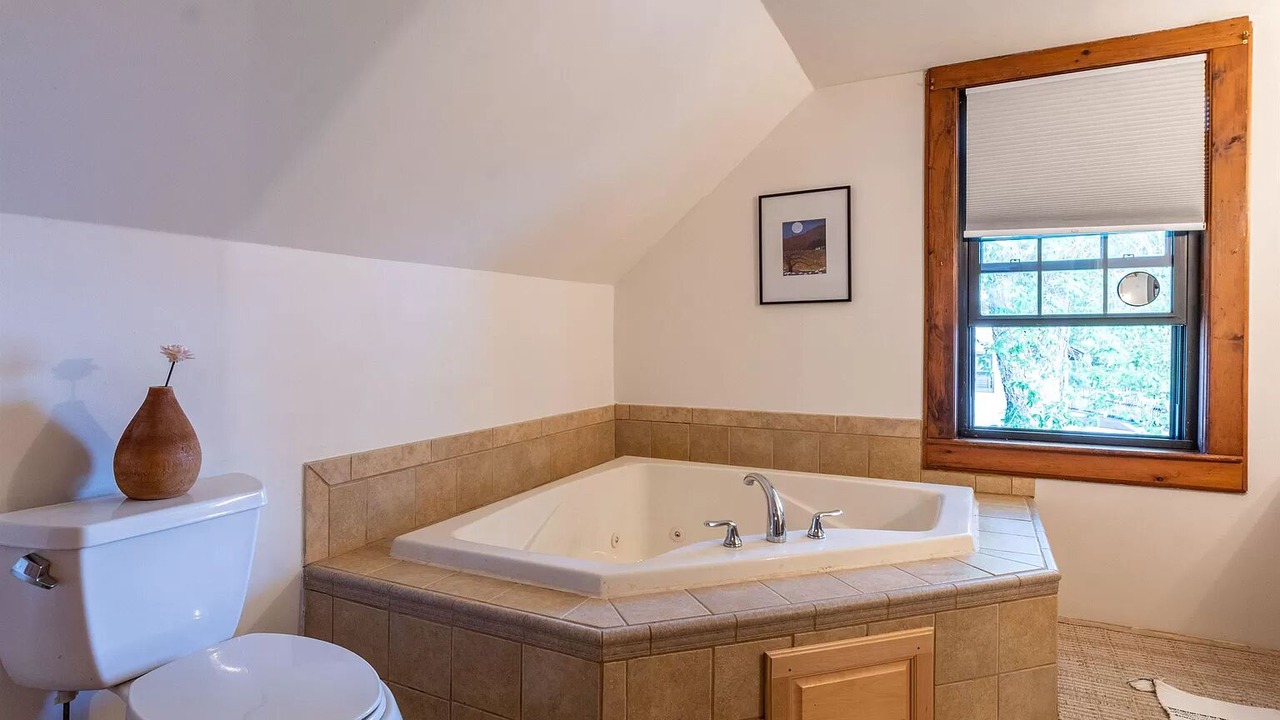 Photo of Bathroom in Sandown
