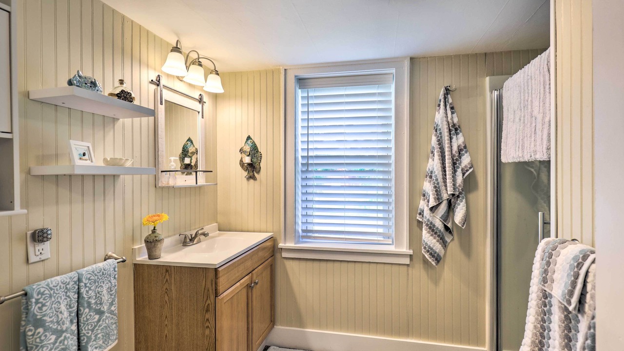 Photo of Bathroom in Hector