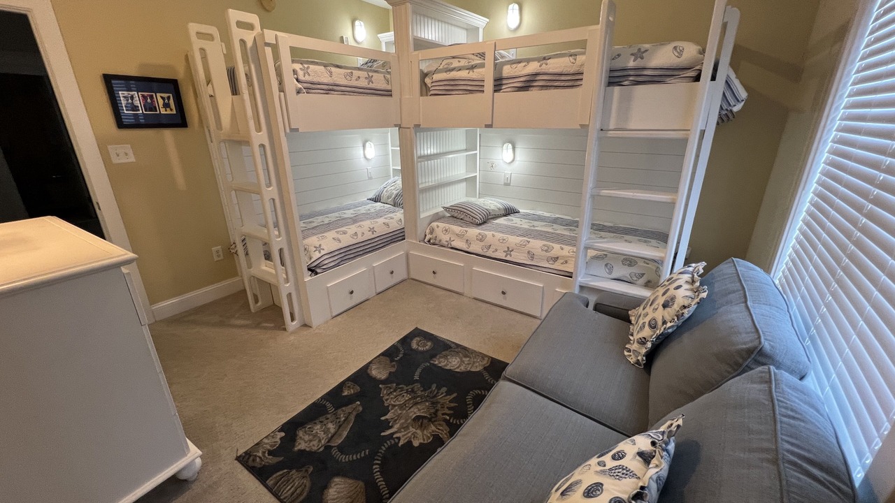 Photo of Bedroom in Fenwick Island