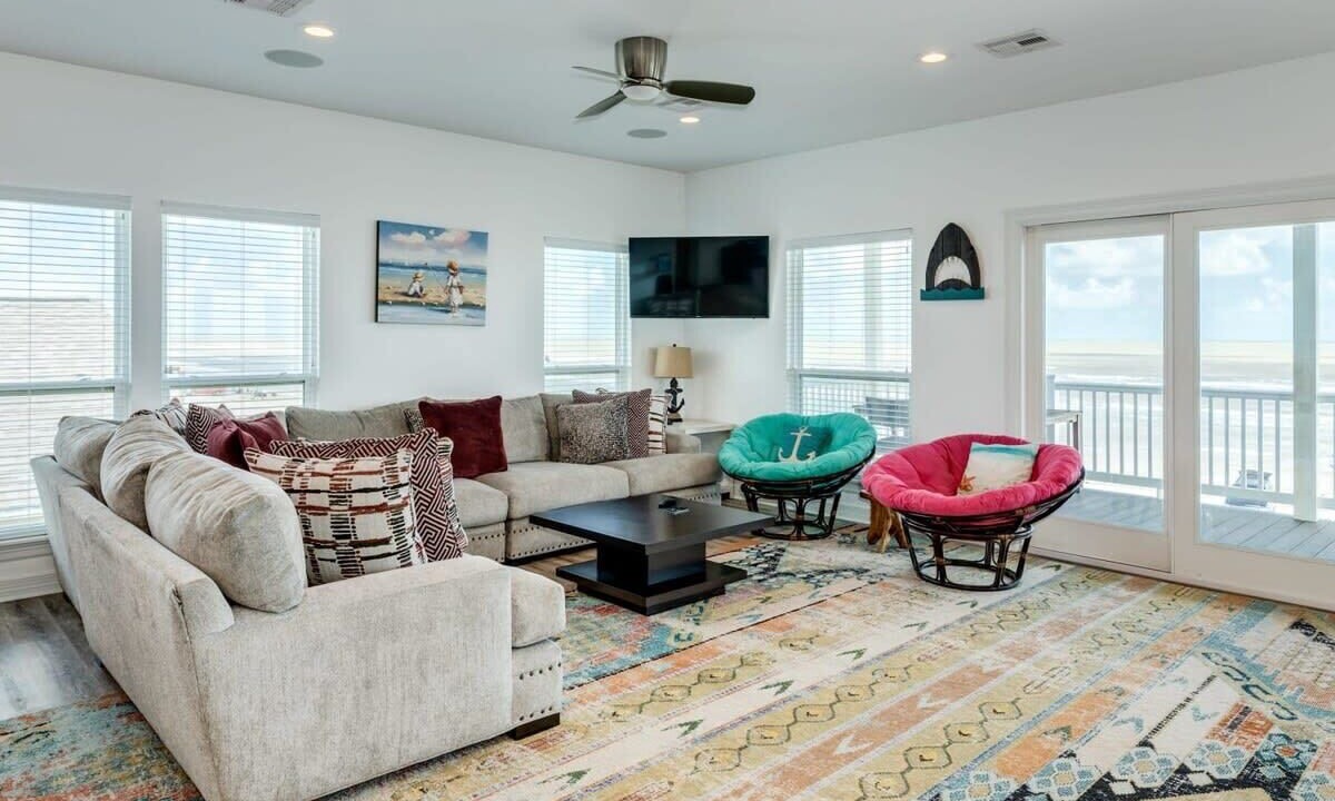 Photo of Livingroom in Surfside Beach