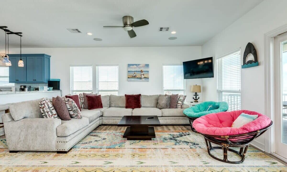 Photo of Livingroom in Surfside Beach