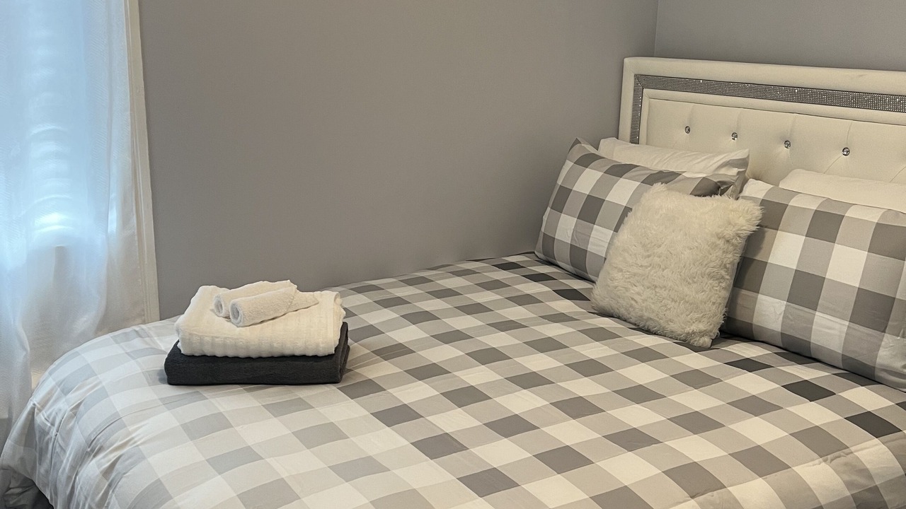 Photo of Bedroom in Schenectady