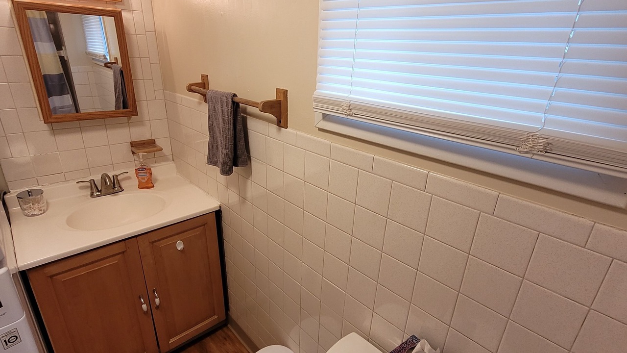 Photo of Bathroom in Homer
