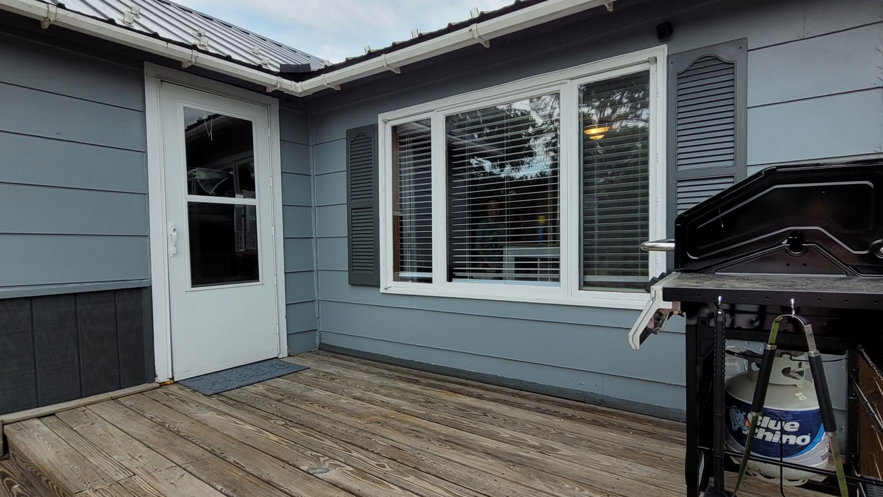 Photo of Patio Balcony in Homer