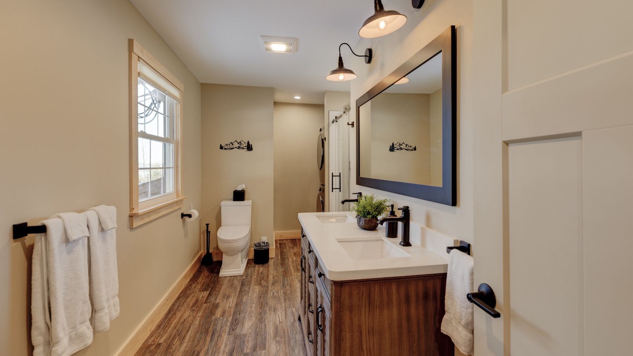 Photo of Bathroom in Sunapee