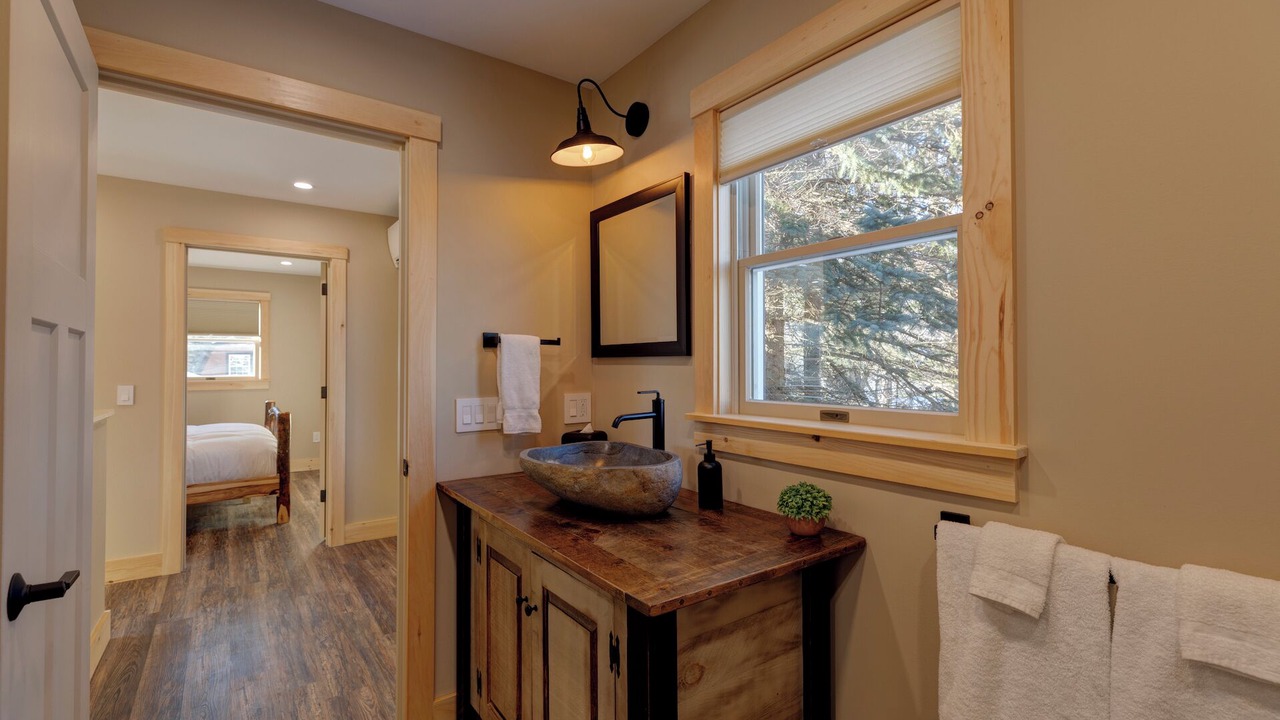 Photo of Bathroom in Sunapee