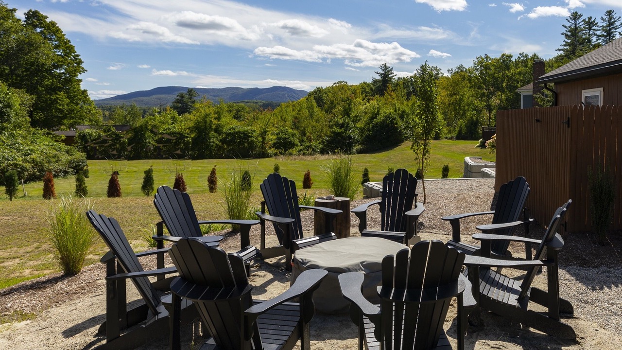 Photo of Patio Balcony in Sunapee