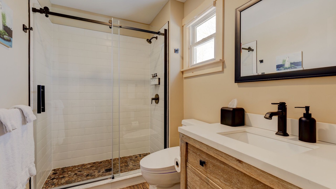 Photo of Bathroom in Sunapee