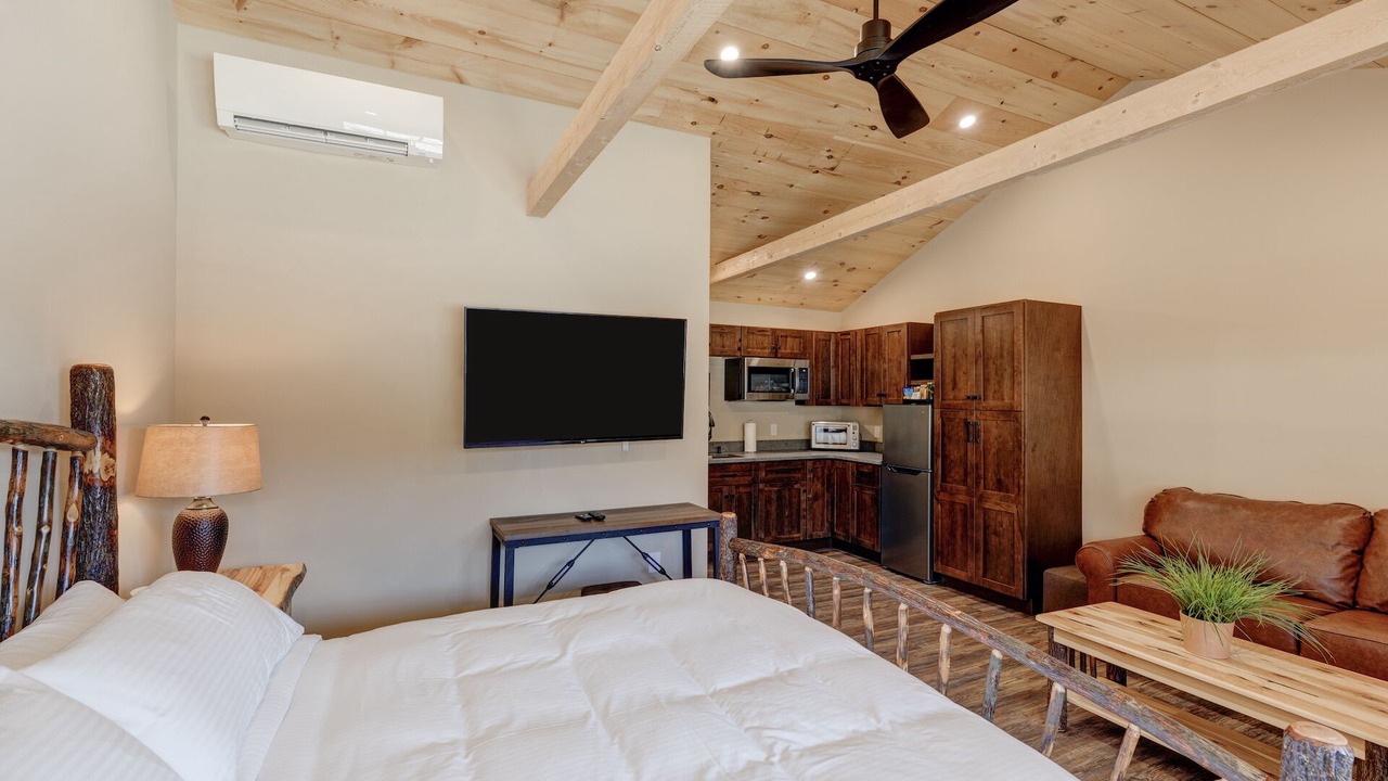 Photo of Bedroom in Sunapee