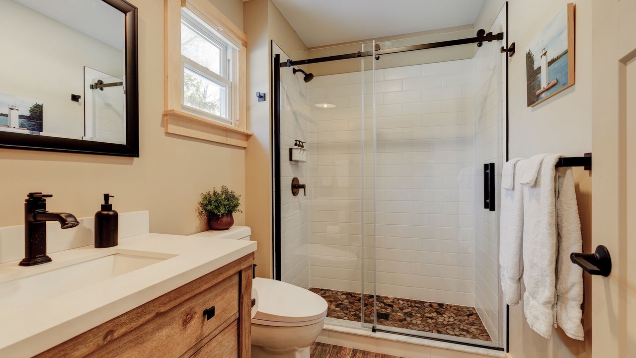 Photo of Bathroom in Sunapee