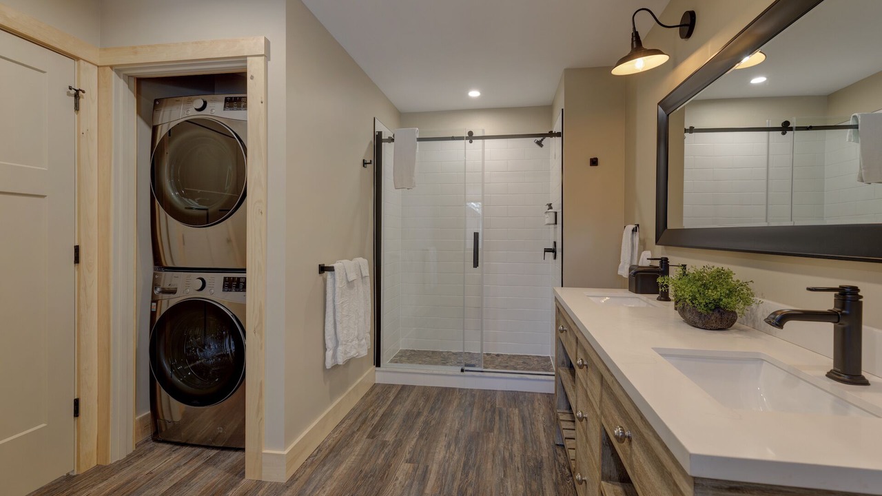 Photo of Bathroom in Sunapee