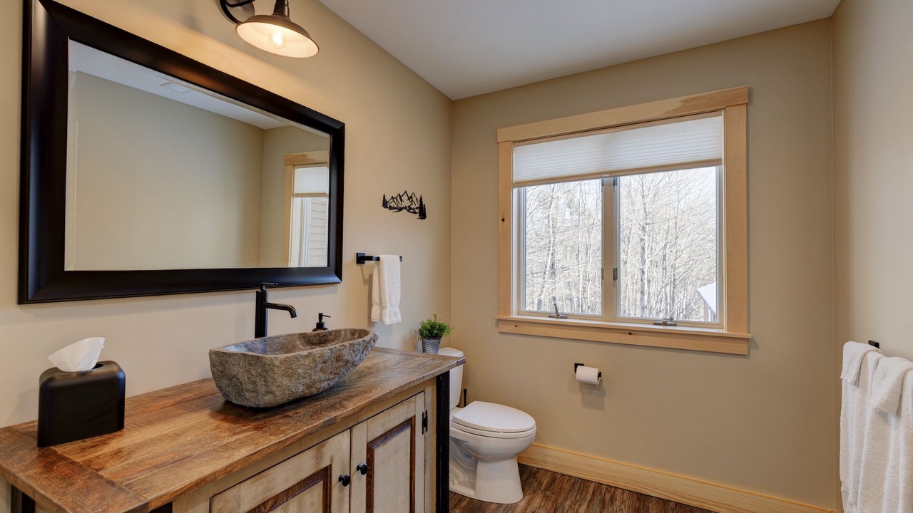Photo of Bathroom in Sunapee