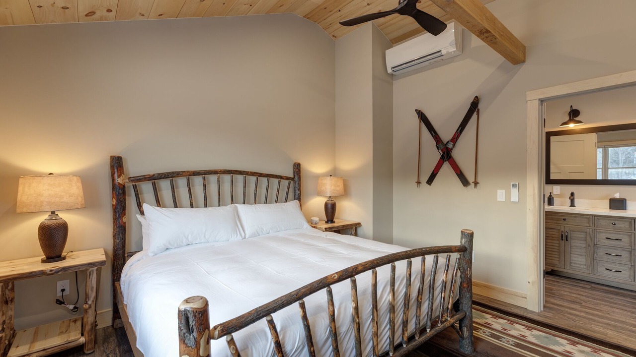 Photo of Bedroom in Sunapee