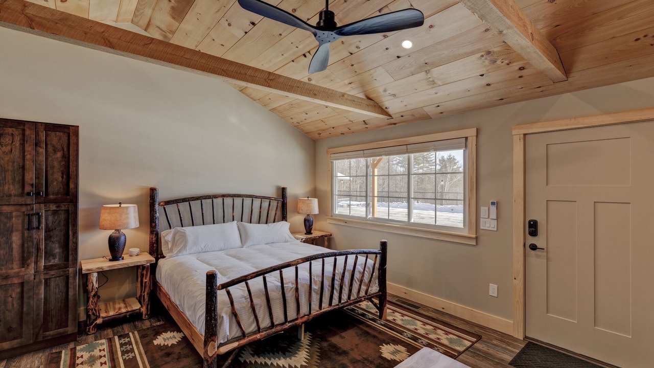 Photo of Bedroom in Sunapee