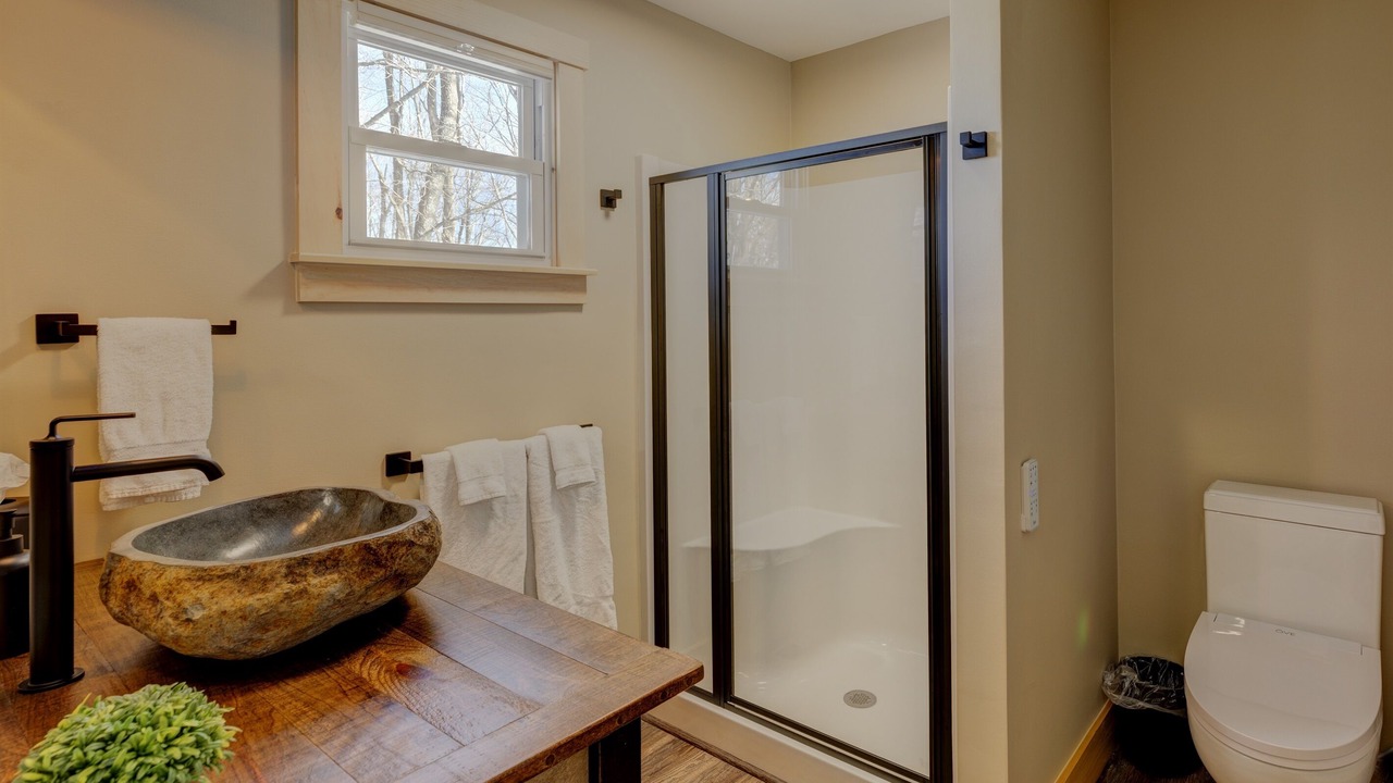 Photo of Bathroom in Sunapee