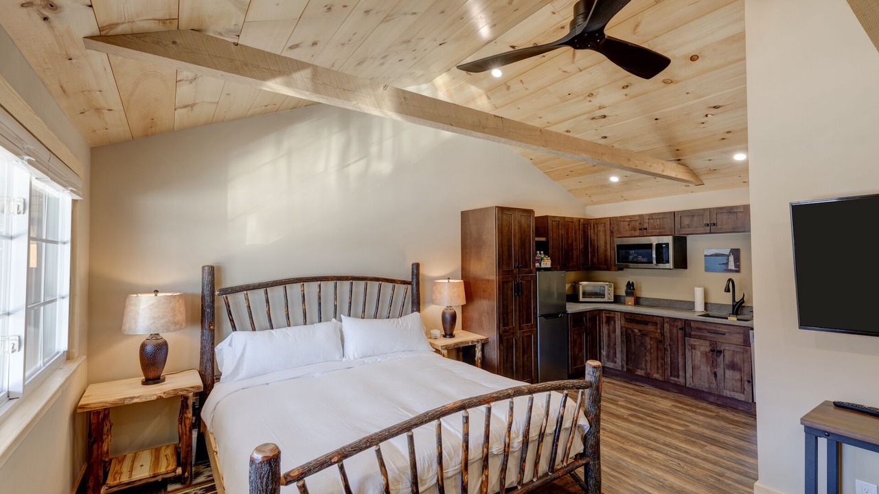 Photo of Bedroom in Sunapee