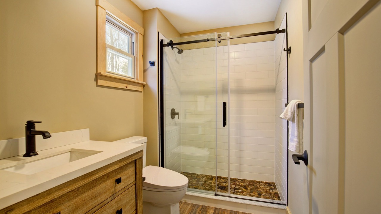 Photo of Bathroom in Sunapee