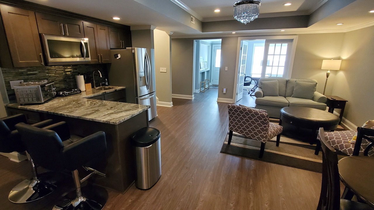 Photo of Livingroom in North Raleigh