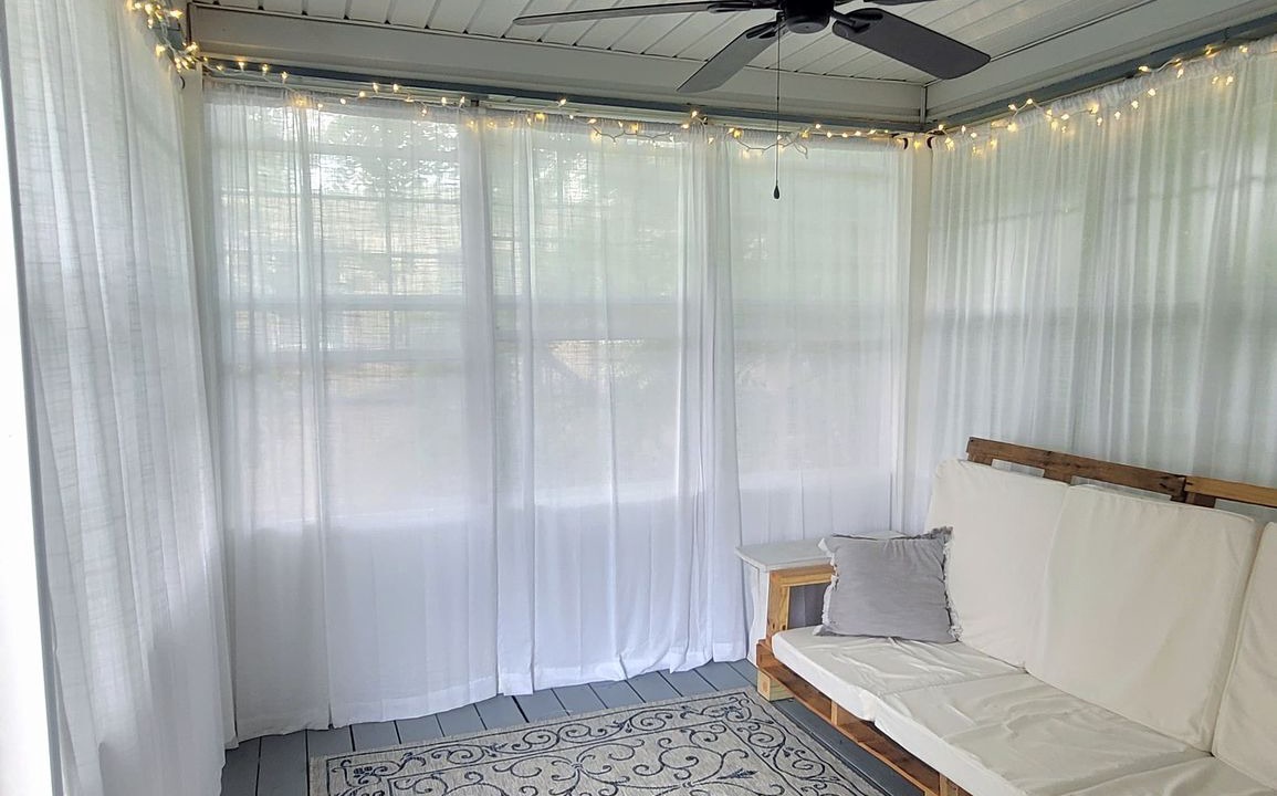 Photo of Livingroom in Mount Airy
