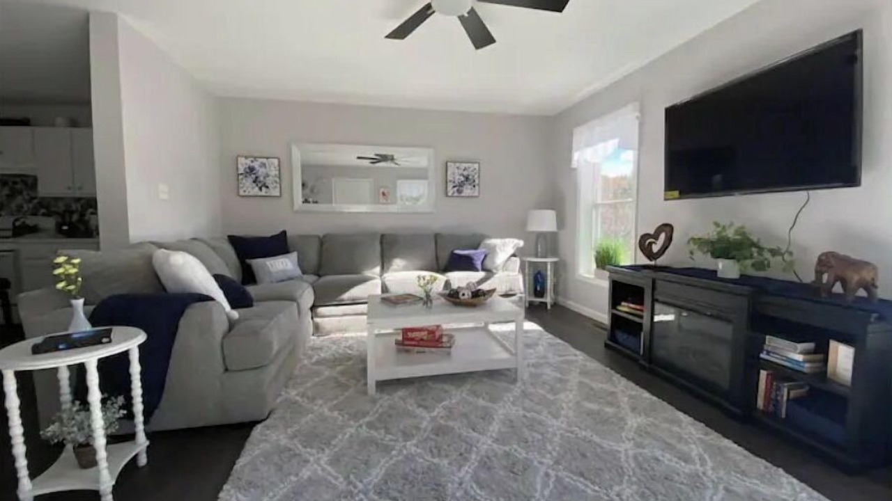 Photo of Livingroom in Saugerties South