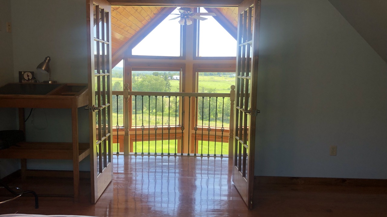 Photo of Bedroom in Newport Center
